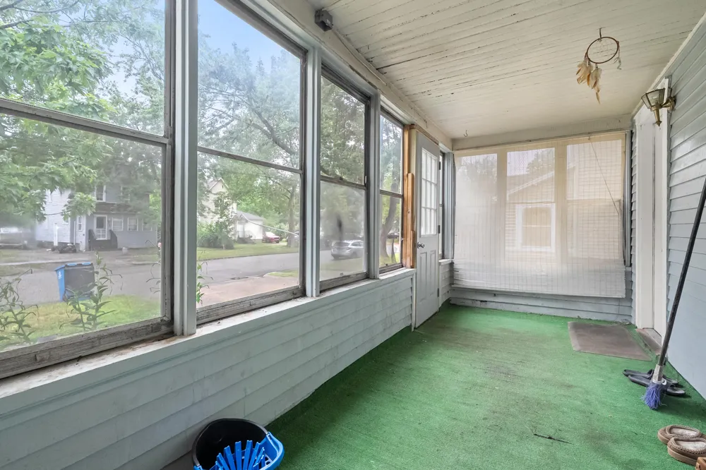 1319 Jackson Street Kalamazoo, MI 49001