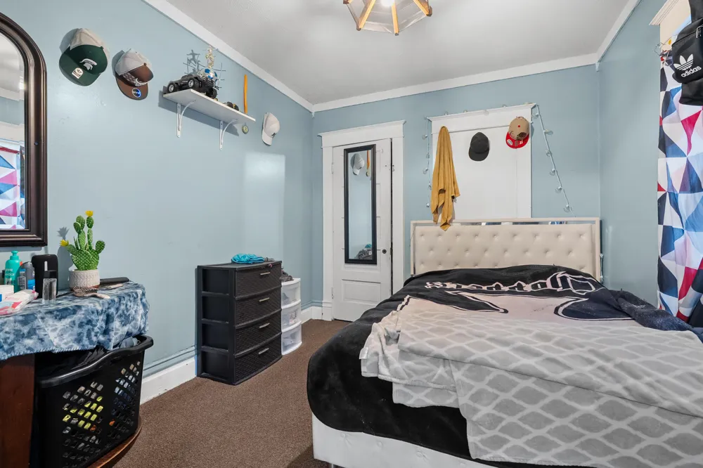 1319 Jackson Street Kalamazoo, MI 49001