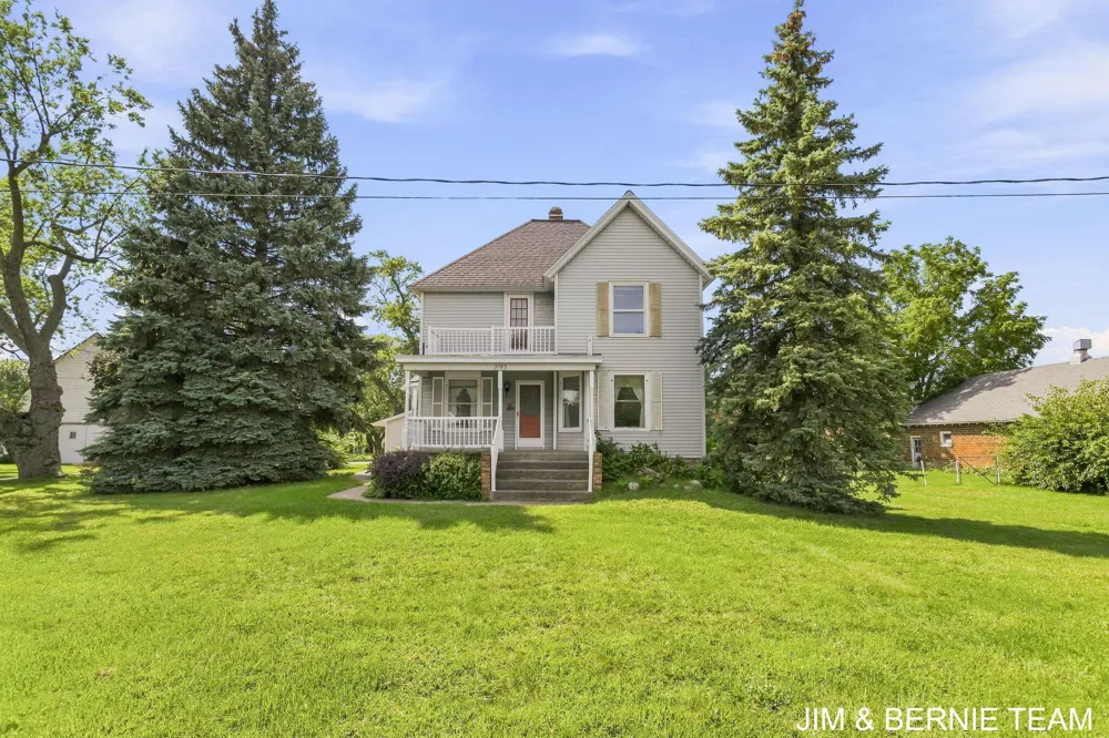 3185 104th Avenue Zeeland, MI 49464