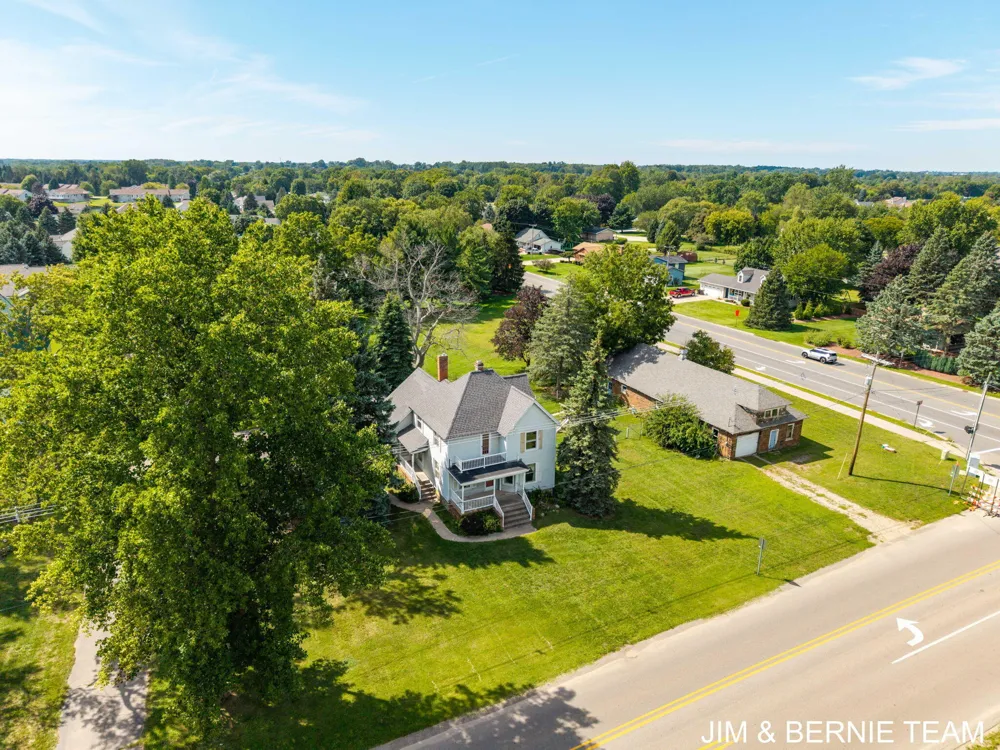 3185 104th Avenue Zeeland, MI 49464