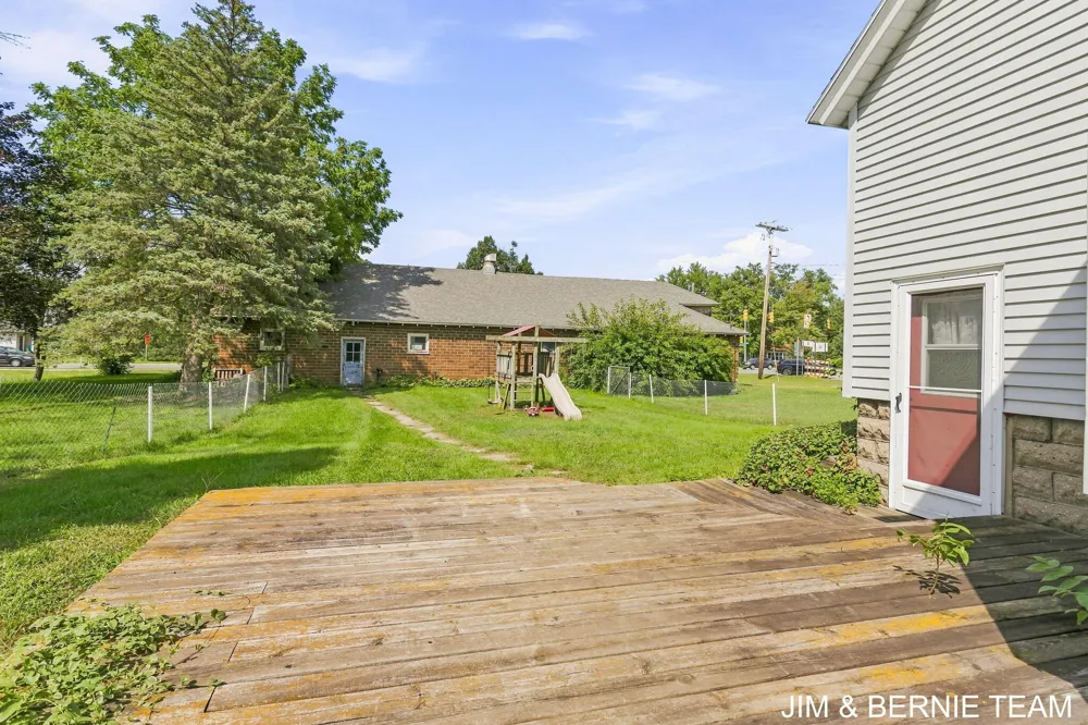 3185 104th Avenue Zeeland, MI 49464