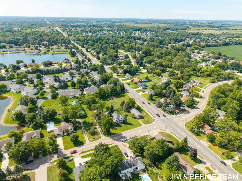 3185 104th Avenue Zeeland, MI 49464