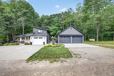 8433 Montreal Lane