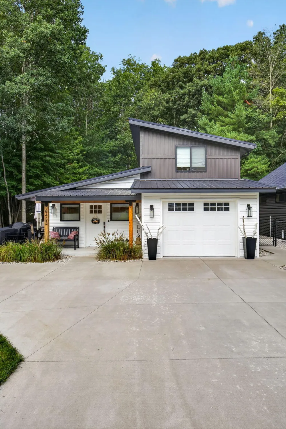 8433 Montreal Lane Canadian Lakes, MI 49346