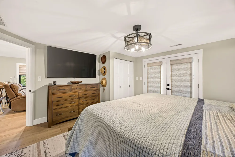 8433 Montreal Lane Canadian Lakes, MI 49346