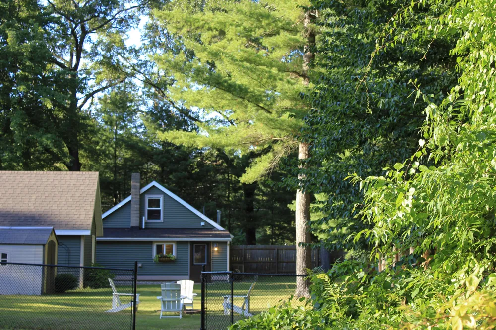 3429 W Giles Road Laketon Township, MI 49445