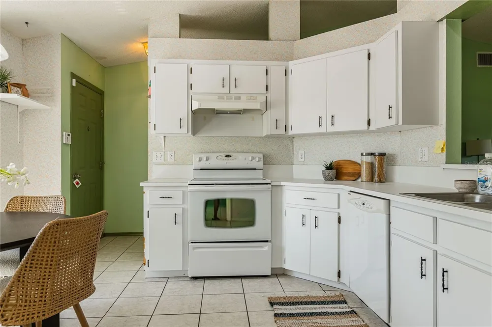 257 LINDALE STREET Lakeland, FL 33809