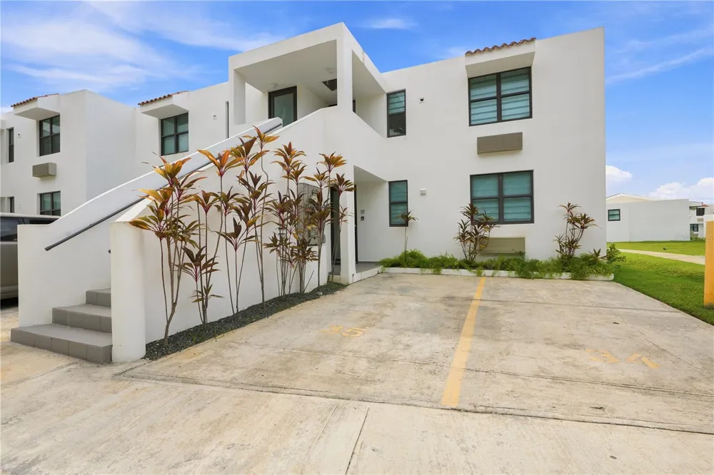 C-205 MARBELLA Isabela, PR 00662