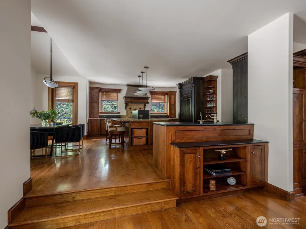 5618 Old Stump Drive NW Gig Harbor, WA 98332