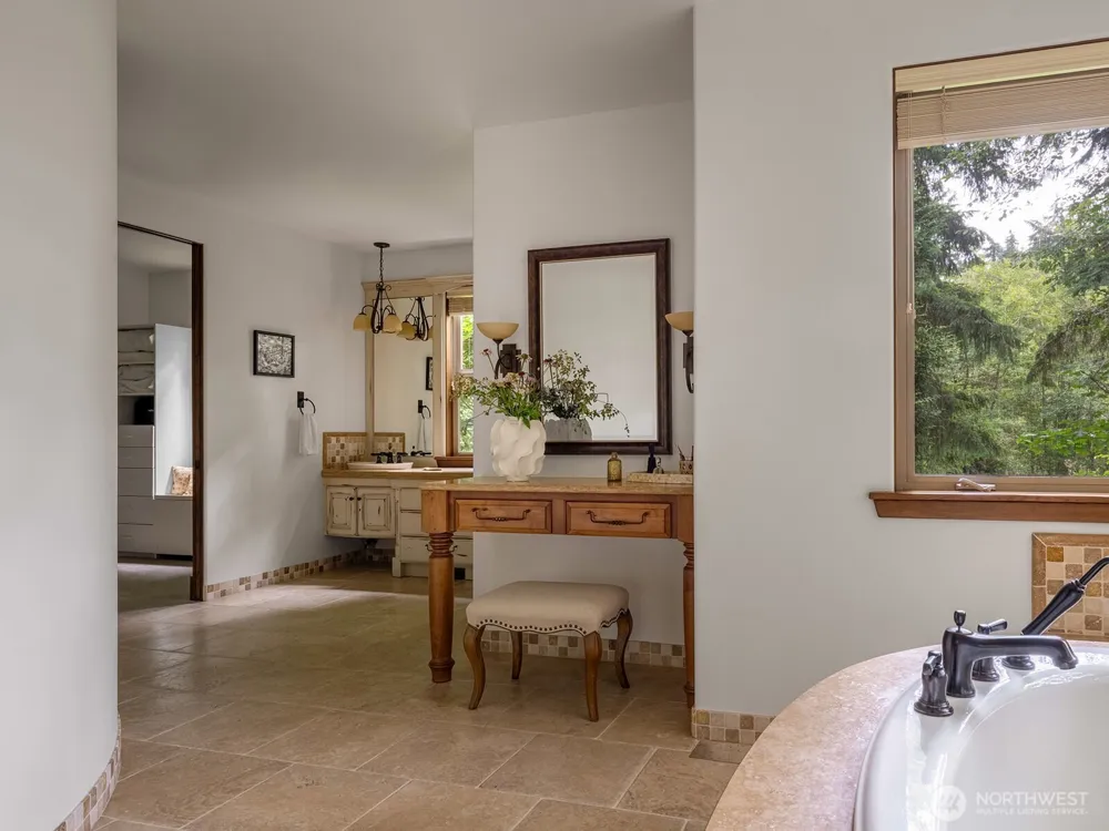 5618 Old Stump Drive NW Gig Harbor, WA 98332
