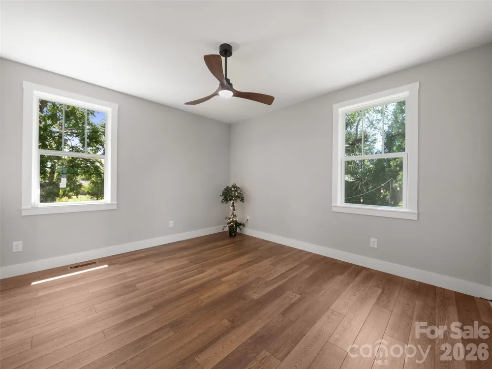 42 Summit Avenue Brevard, NC 28712