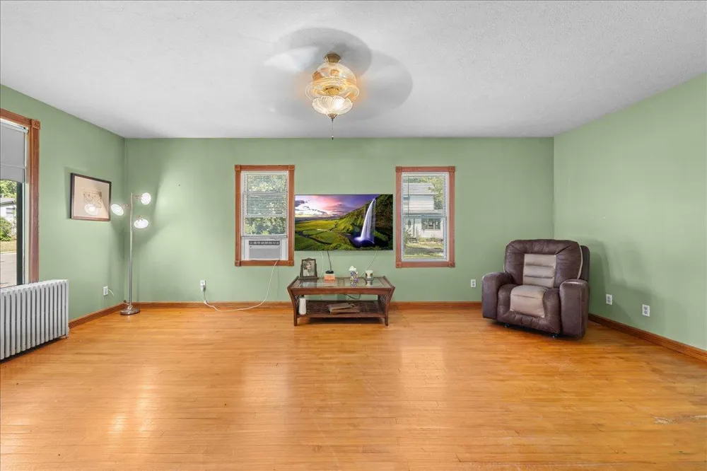 921 4th Street Stillwater, MN 55082