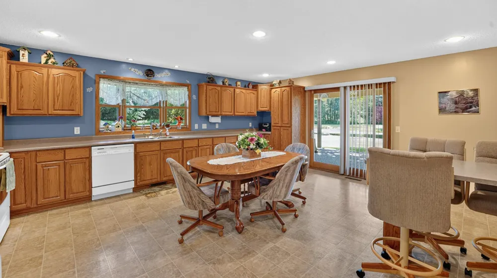 13082 Beroun Crossing Road Brook Park, MN 55007