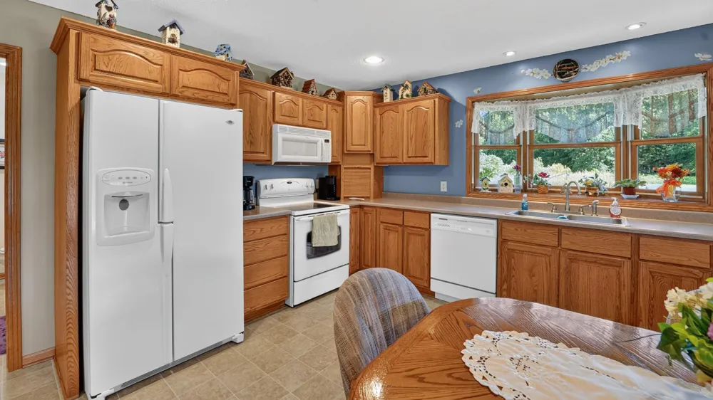 13082 Beroun Crossing Road Brook Park, MN 55007