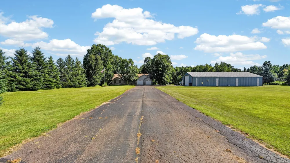 13082 Beroun Crossing Road Brook Park, MN 55007