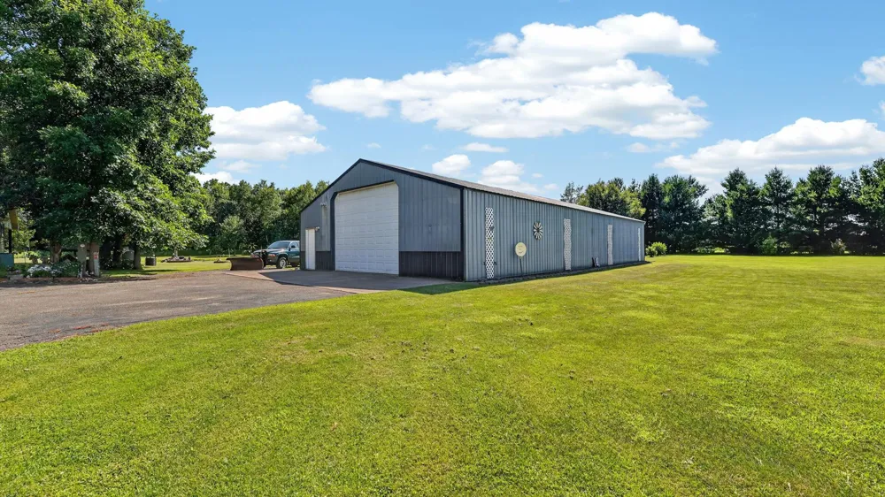 13082 Beroun Crossing Road Brook Park, MN 55007
