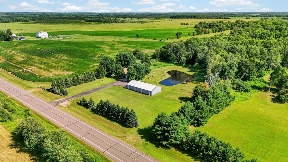 13082 Beroun Crossing Road Brook Park, MN 55007