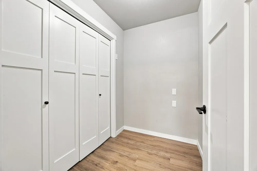 1102 LILAC LANE Moorhead, MN 56560