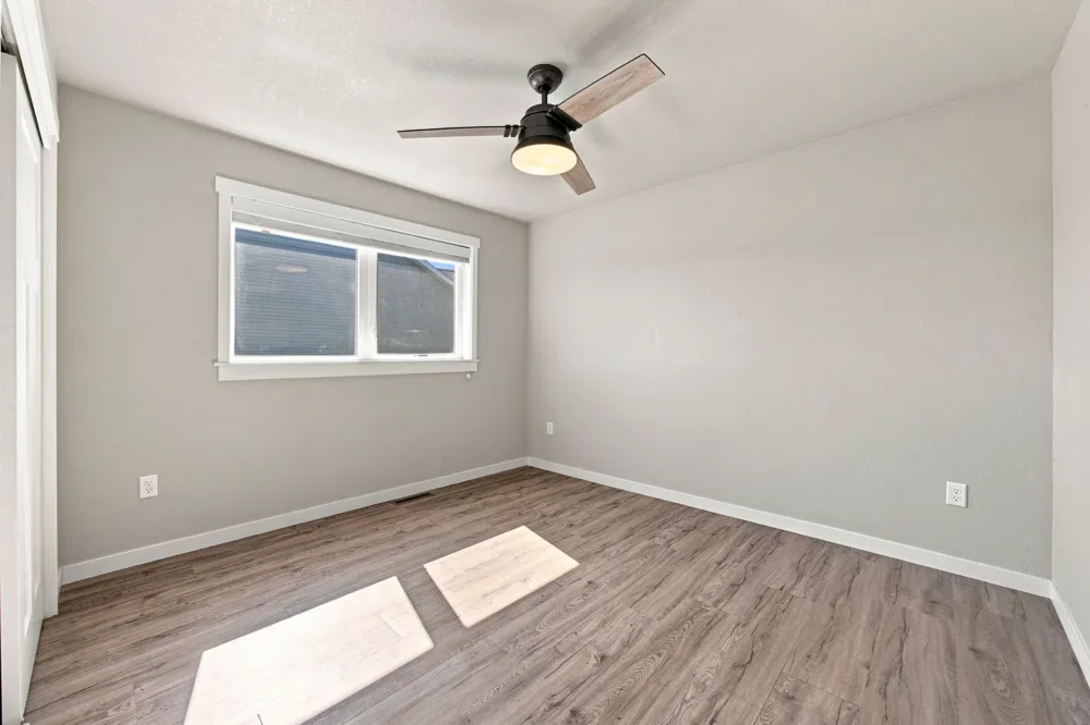 1102 LILAC LANE Moorhead, MN 56560