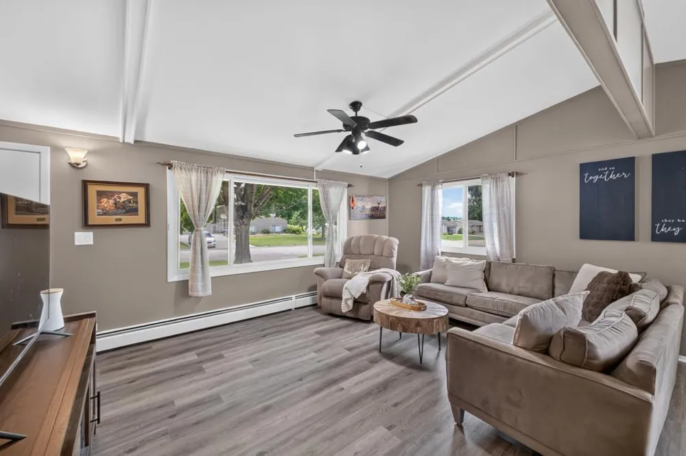 508 James Street NE Chatfield, MN 55923