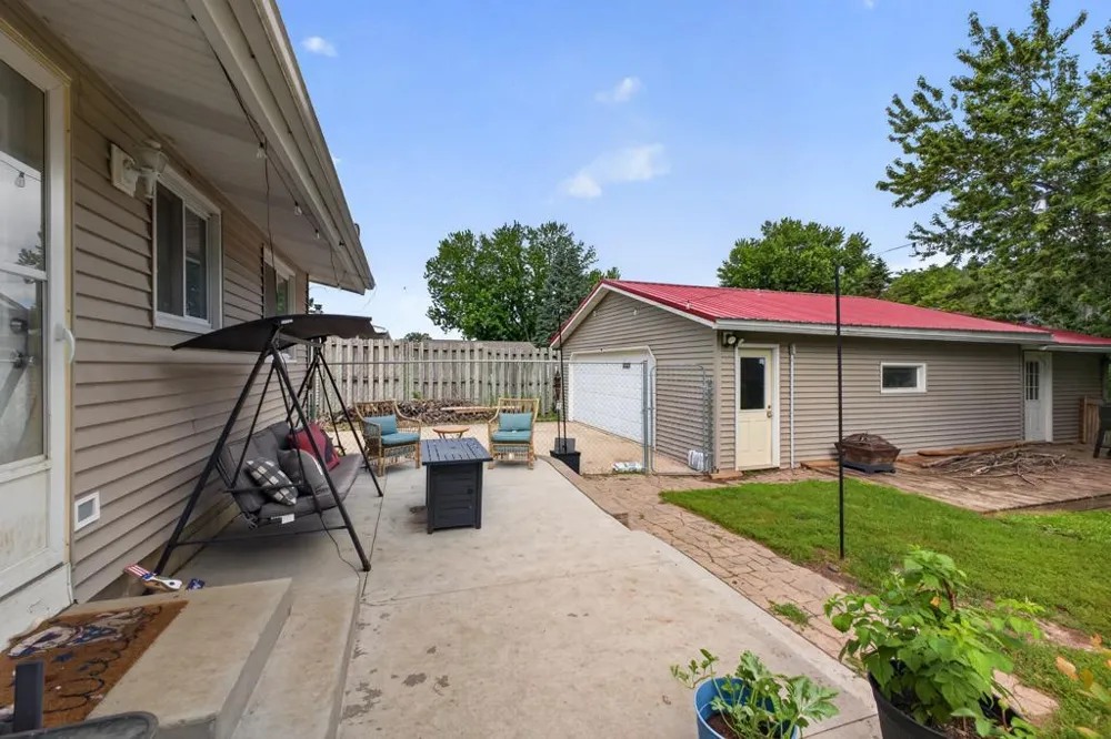 508 James Street NE Chatfield, MN 55923