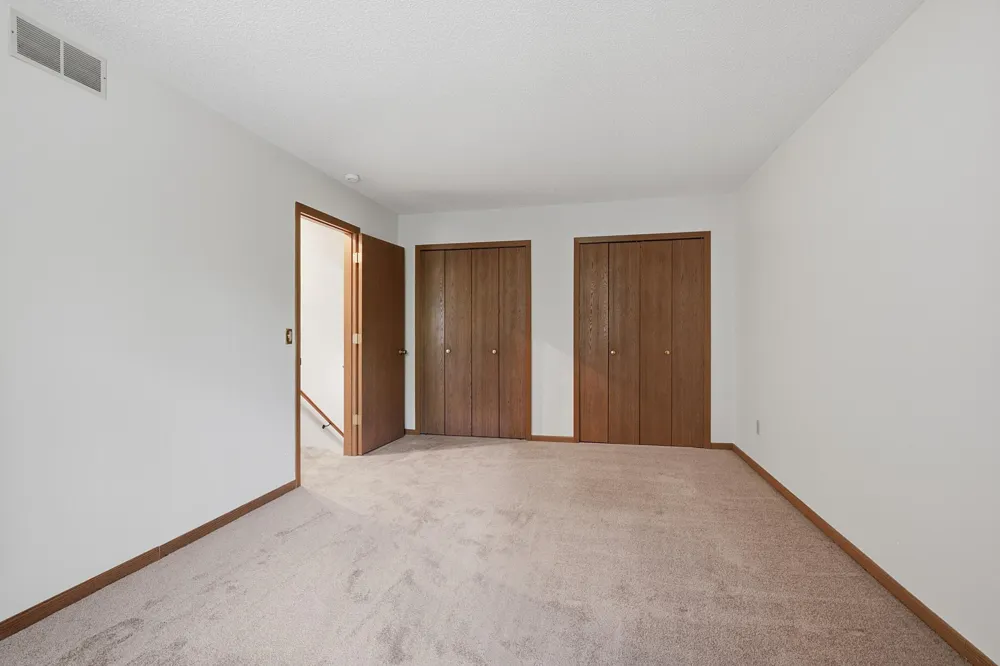 8564 134th Street W Apple Valley, MN 55124