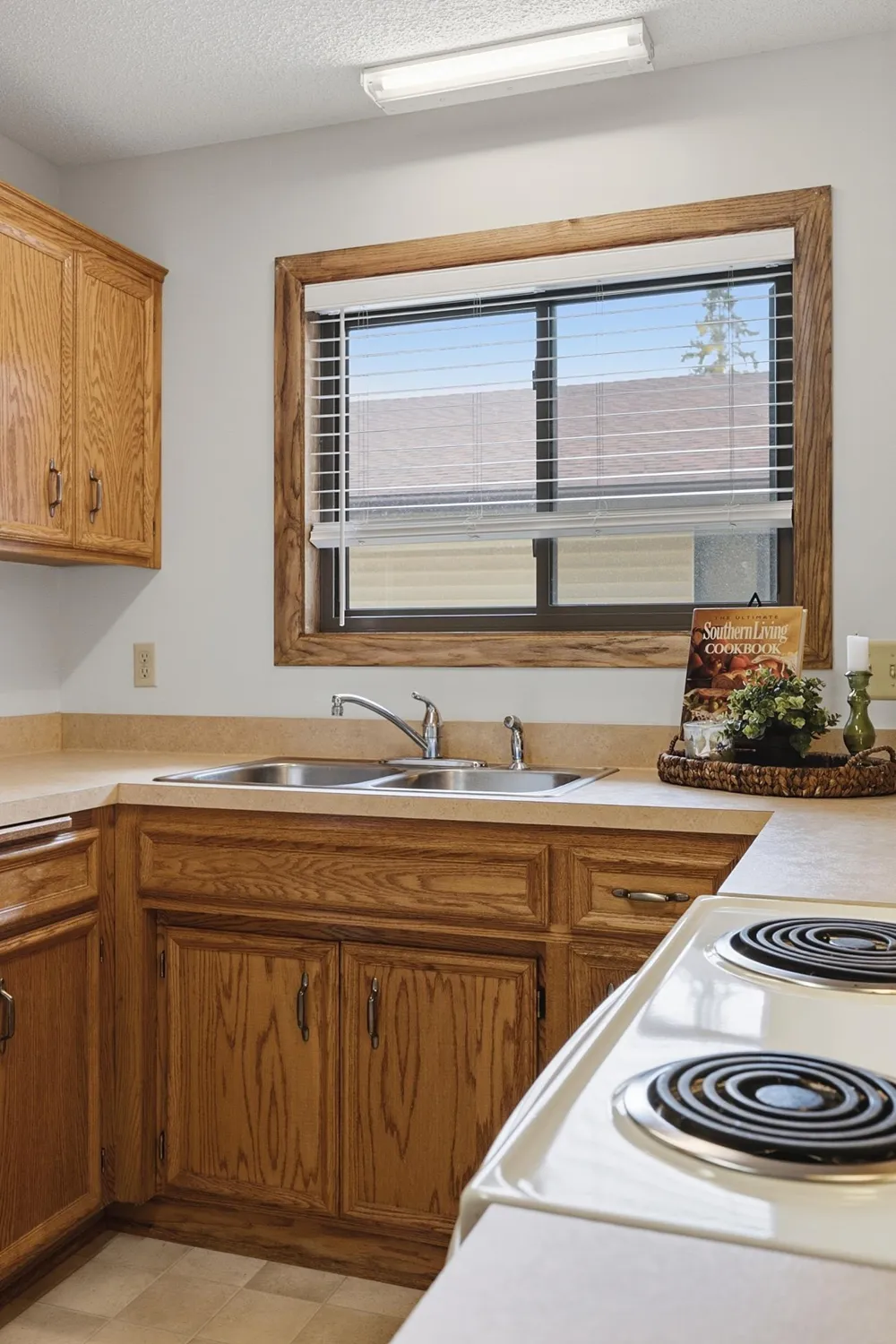 8564 134th Street W Apple Valley, MN 55124