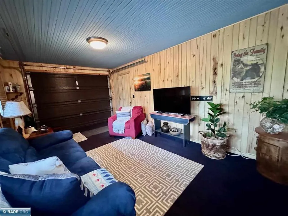 3069 Black Bay Road Cook, MN 55723