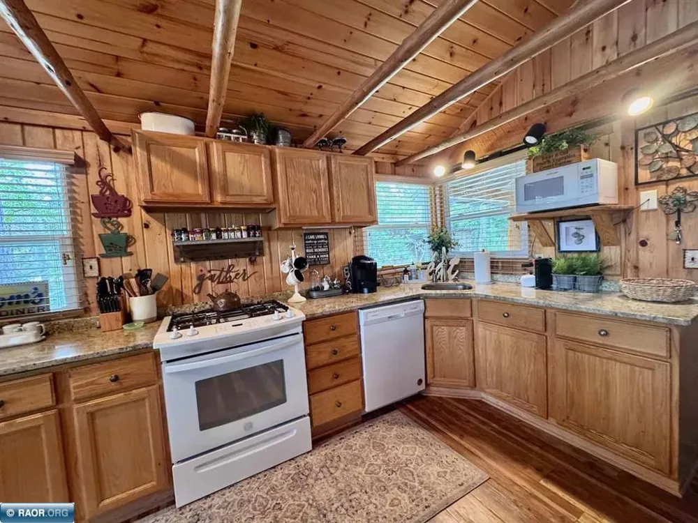 3069 Black Bay Road Cook, MN 55723
