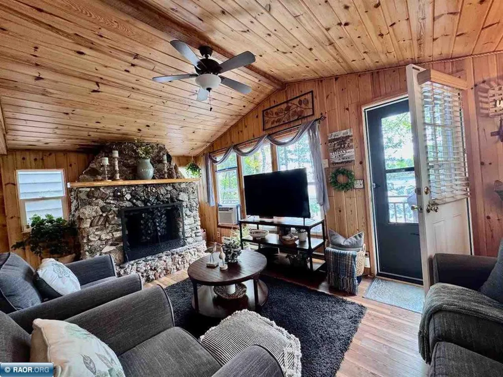 3069 Black Bay Road Cook, MN 55723