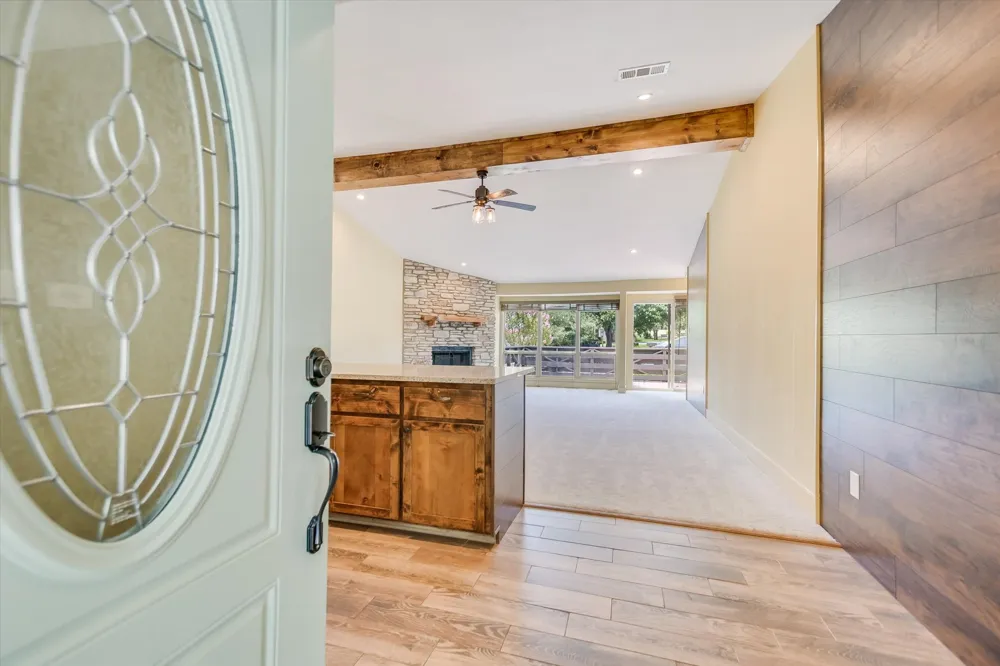 104 Big Spur South #13 Horseshoe Bay, TX 78657