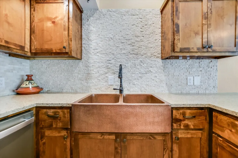 104 Big Spur South #13 Horseshoe Bay, TX 78657