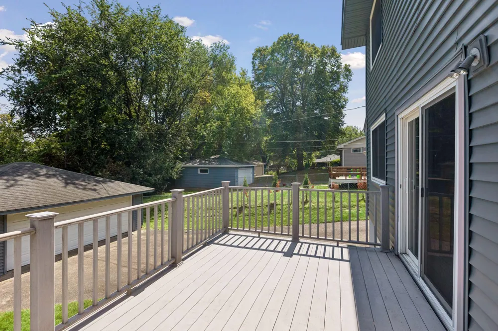 1528 Aquila Avenue Golden Valley, MN 55427