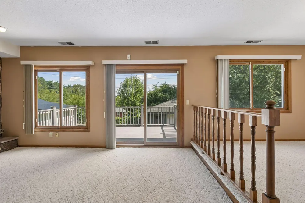 1528 Aquila Avenue Golden Valley, MN 55427