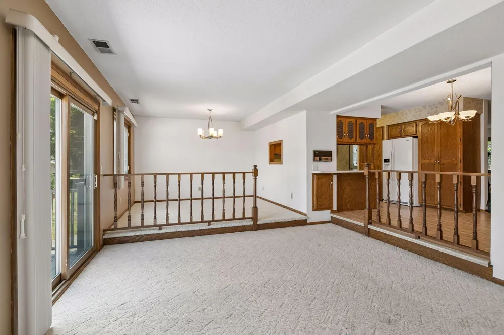 1528 Aquila Avenue Golden Valley, MN 55427
