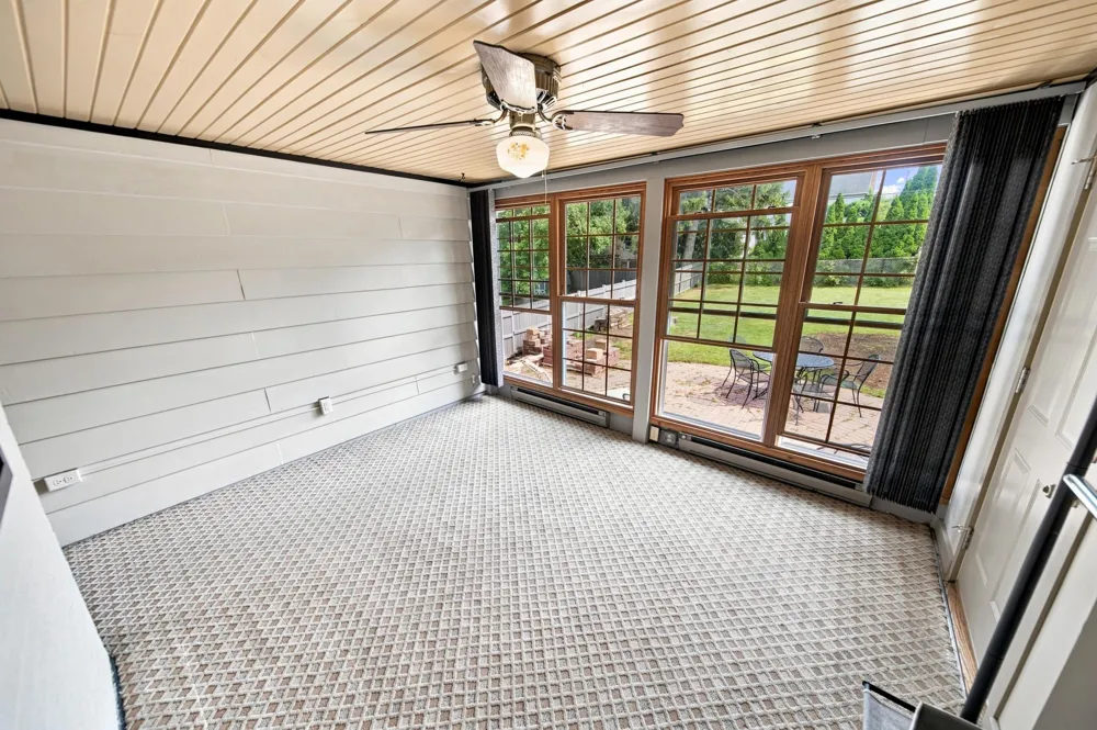 432 16th Ave SW Rochester, MN 55902