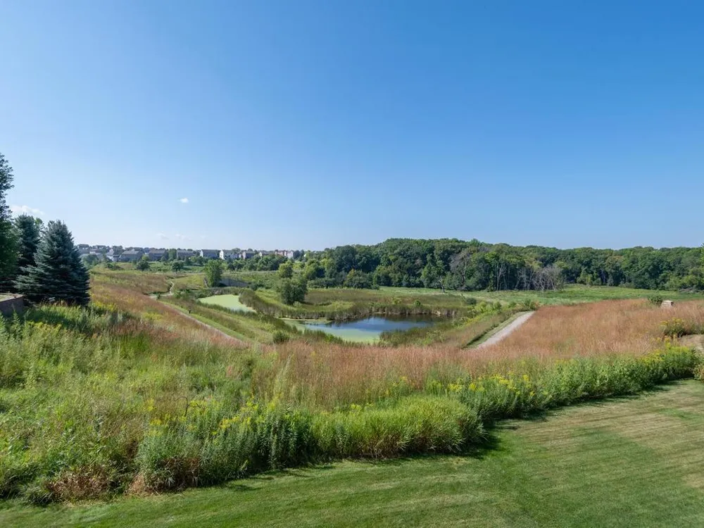 1511 Pembroke Pass Chanhassen, MN 55317