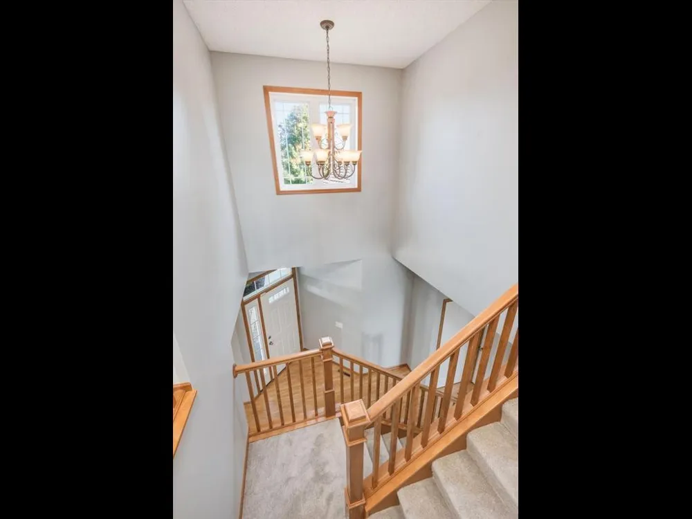1511 Pembroke Pass Chanhassen, MN 55317