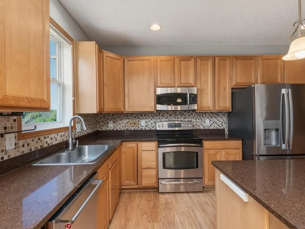 1511 Pembroke Pass Chanhassen, MN 55317