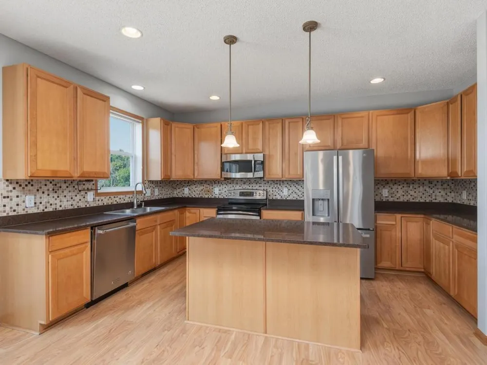 1511 Pembroke Pass Chanhassen, MN 55317