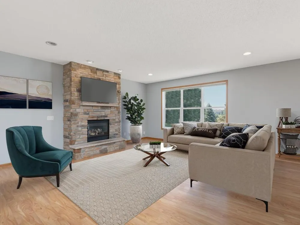 1511 Pembroke Pass Chanhassen, MN 55317