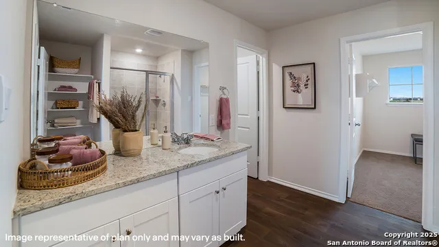 5803 Peacock Ore San Antonio, TX 78253