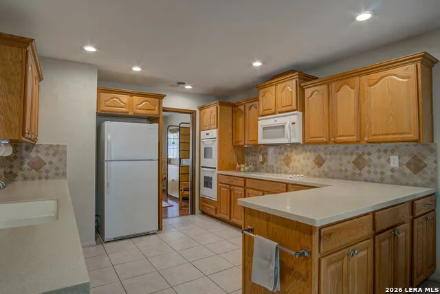 213 Fenwick Windcrest, TX 78239