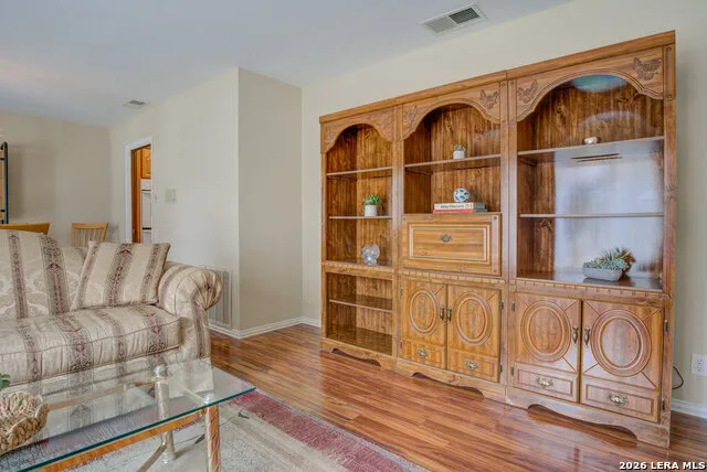 213 Fenwick Windcrest, TX 78239