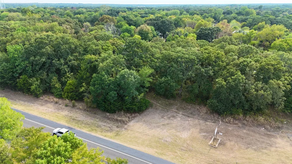 210 Vz County Road 3825 Wills Point, TX 75169