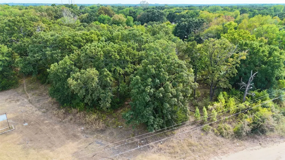 210 Vz County Road 3825 Wills Point, TX 75169