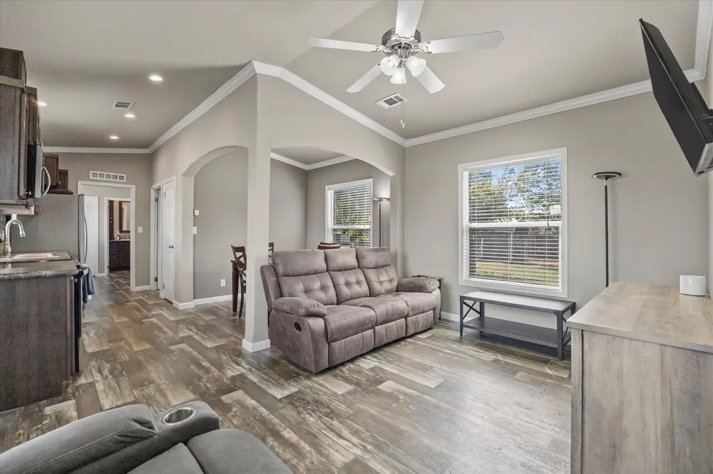 2995 County Road 1063 Farmersville, TX 75442