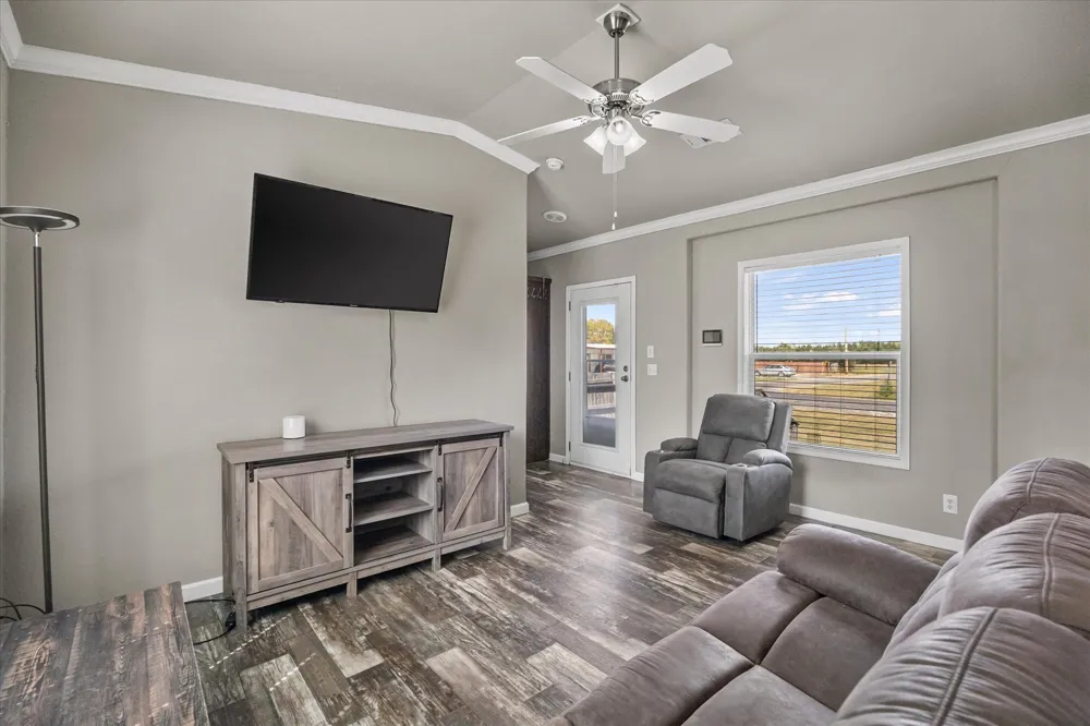 2995 County Road 1063 Farmersville, TX 75442