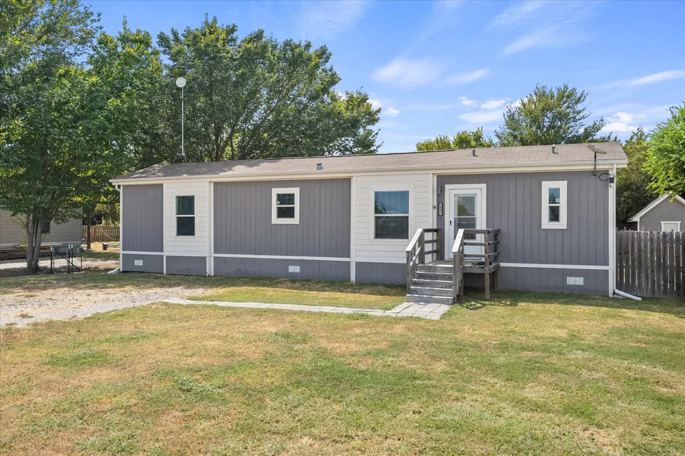 2995 County Road 1063 Farmersville, TX 75442