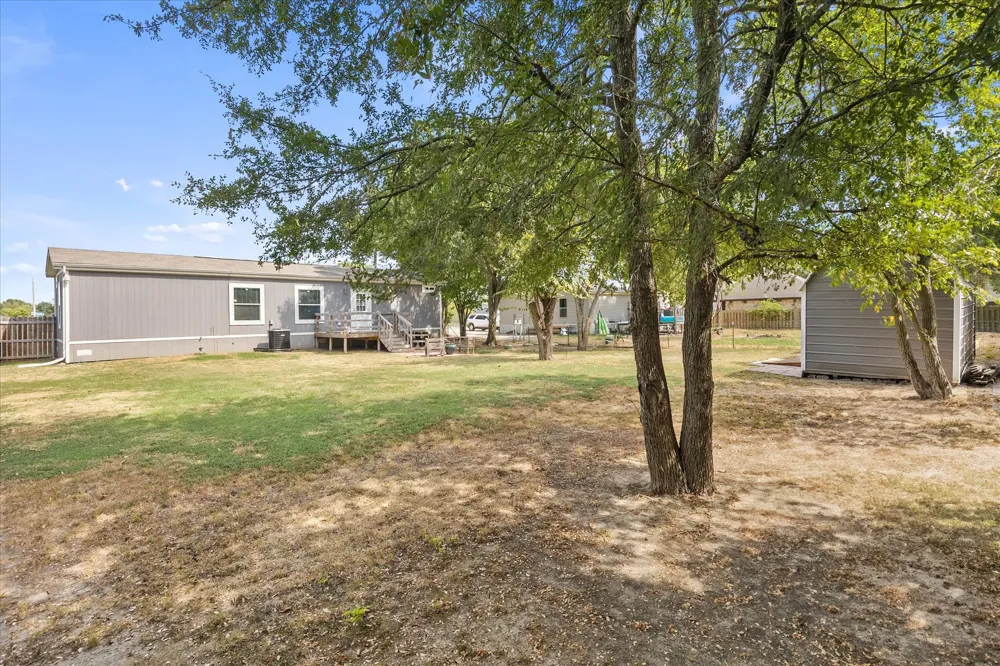 2995 County Road 1063 Farmersville, TX 75442
